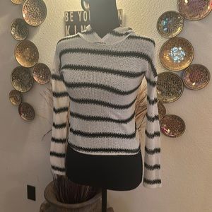 5 for 25- Full Tilt XS knitted hoodie shirt